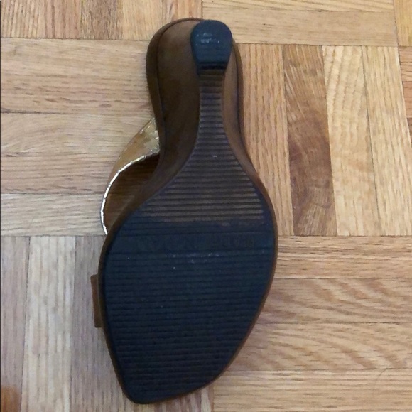 Heels - Picture 2 of 2